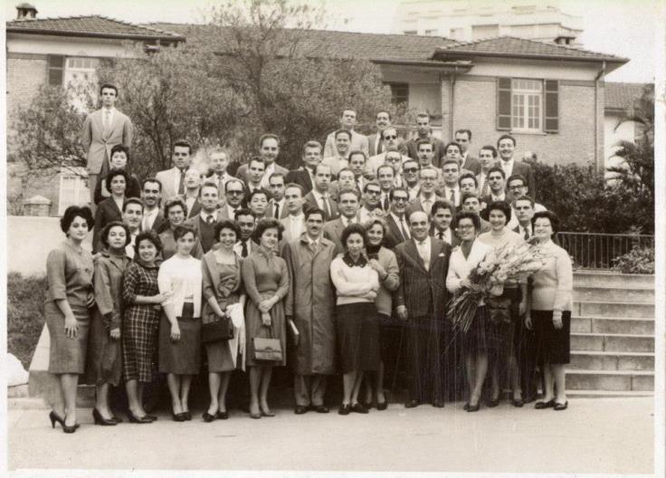 522362_466409550086688_1344605237_n